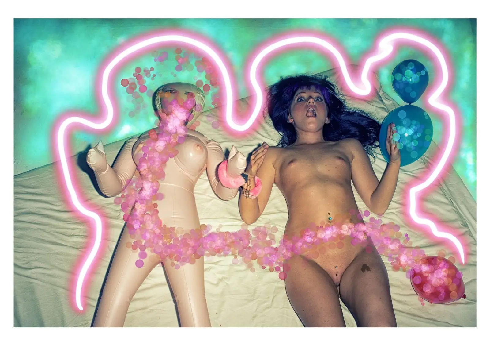 pXXy PORN – WONDERLAND DELUXE